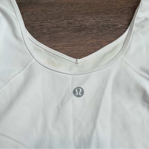 Lululemon Align V-neck Long Sleeve Top in White Size 6 Flawed* - Picture 7 of 9